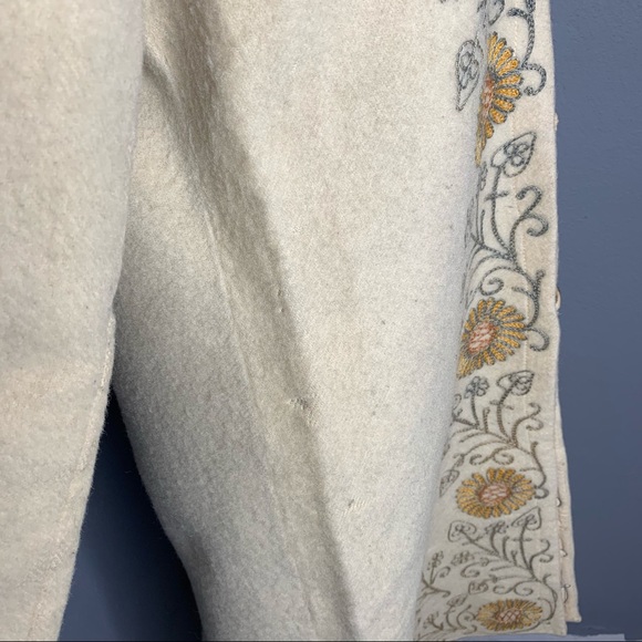 Vintage 1960s Boho Sweater Coat Embroidered Wool - Picture 4 of 5